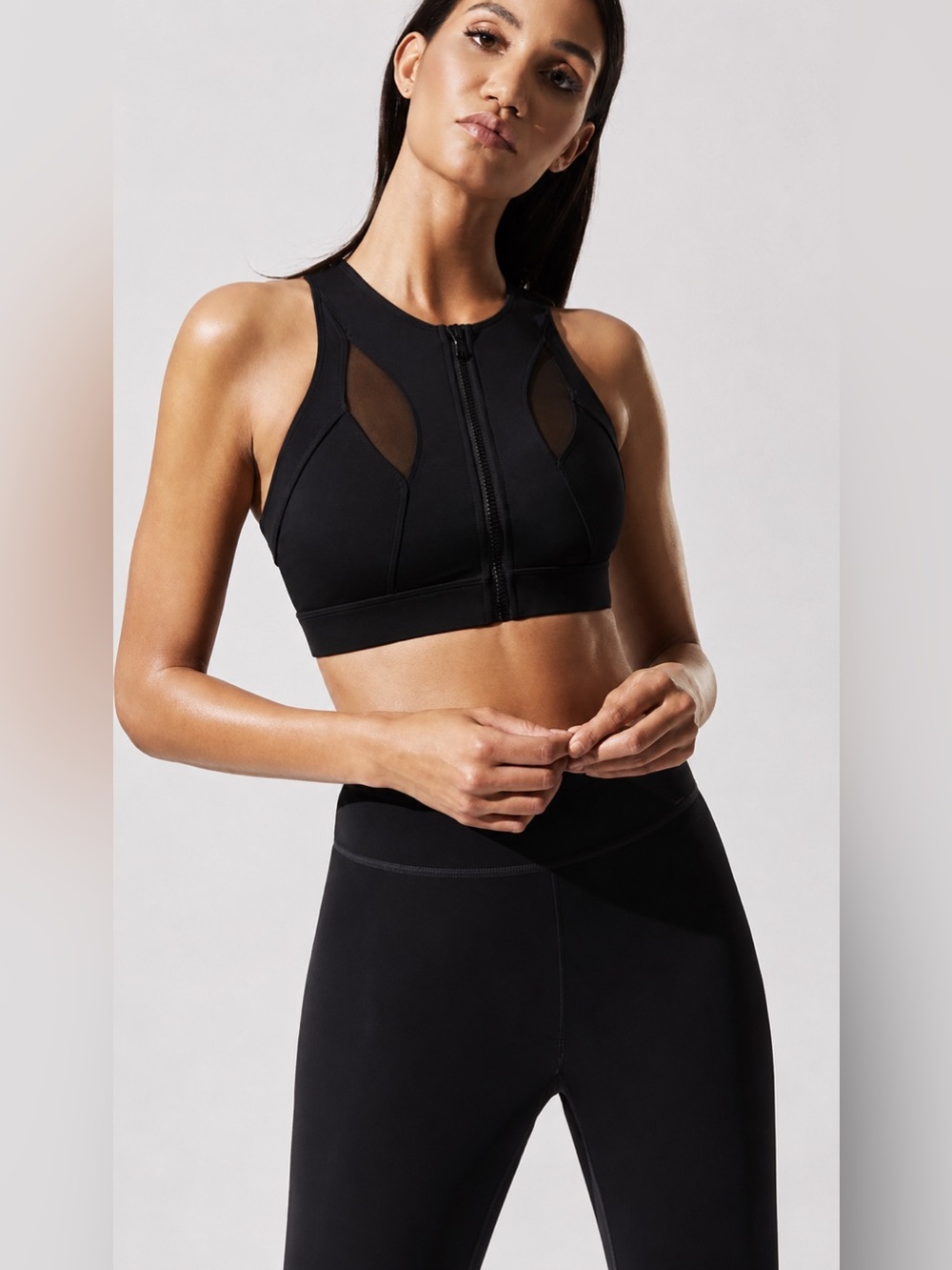 Cushnie et Ochs Melusine Zip Crop Top